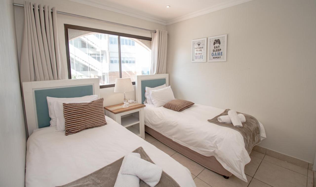 307 Bermudas - By Stay In Umhlanga Rocks Exteriör bild