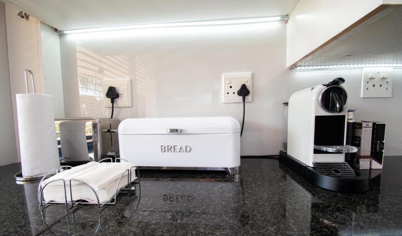 307 Bermudas - By Stay In Umhlanga Rocks Exteriör bild